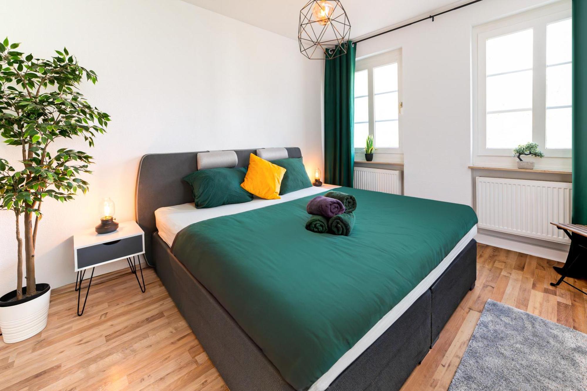 Smart Home - Wuppertal - Perfect For 6 Guests - Central - Netflix - Schwebebahn - Free Parking Zone