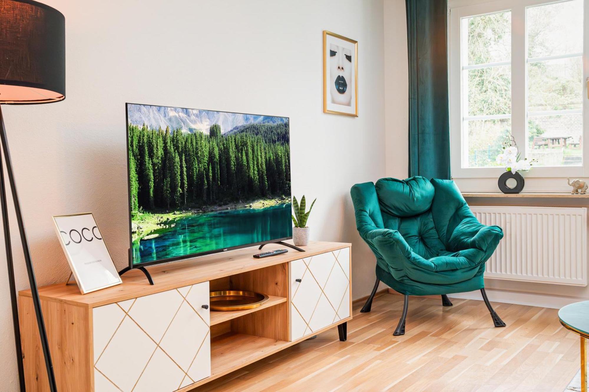 Smart Home - Wuppertal - Perfect For 6 Guests - Central - Netflix - Schwebebahn - Free Parking Zone
